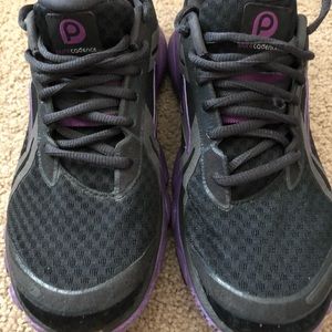 Brooks Pure Cadence running shoes